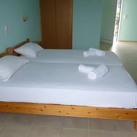 Aparthotel Alexandros 4*