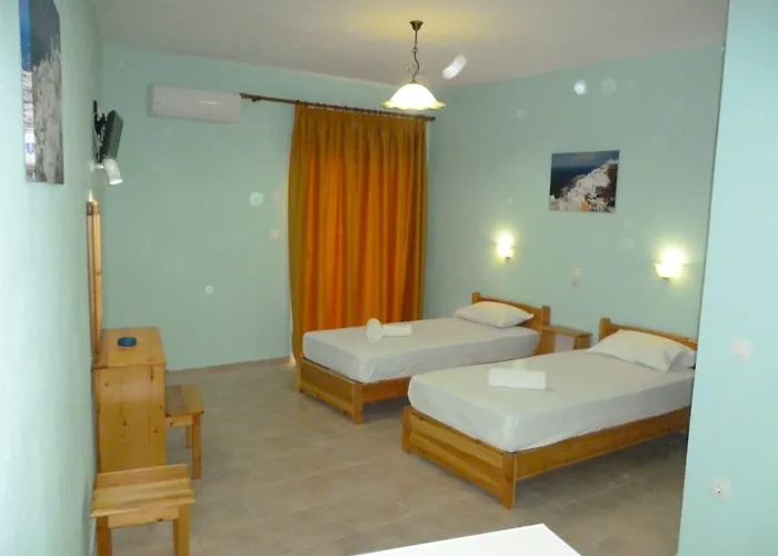 Alexandros Aparthotel Skiathos Town