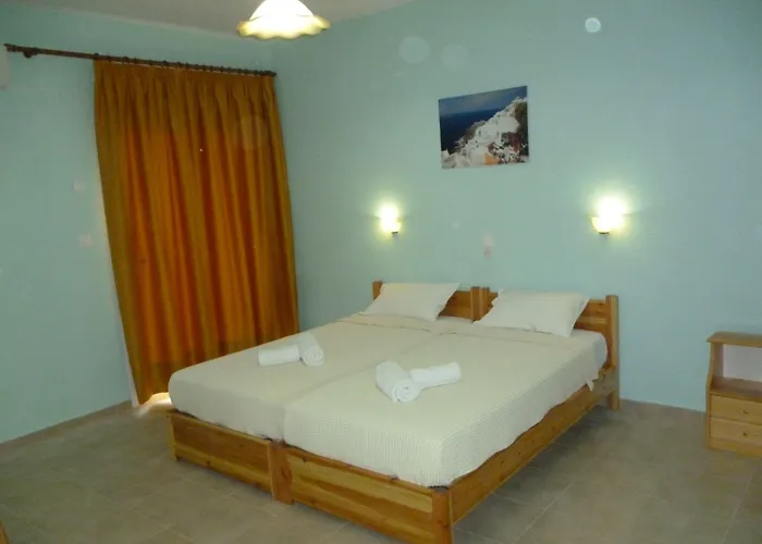 Alexandros Aparthotel Skiathos Town