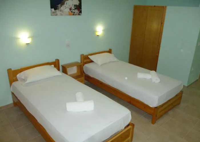 Alexandros Aparthotel