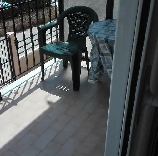 Alexandros Aparthotel