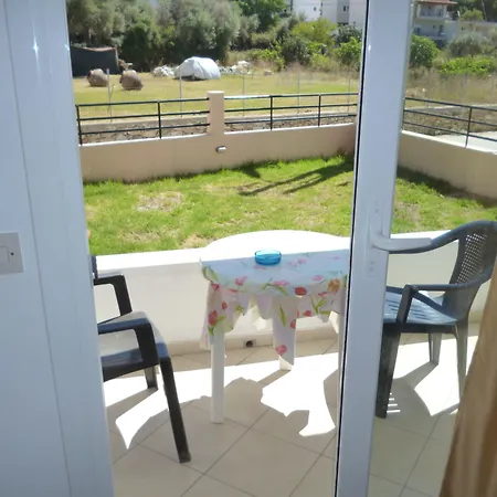 Alexandros Aparthotel