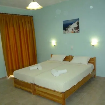 Aparthotel Alexandros