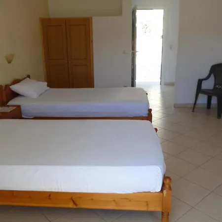 Alexandros 公寓式酒店 斯基亚索斯镇