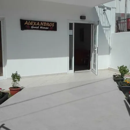 公寓式酒店 Alexandros 斯基亚索斯镇