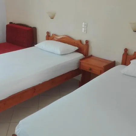 Alexandros 公寓式酒店 4*